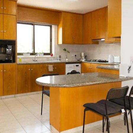 Guest Apartments Limassol Exterior foto